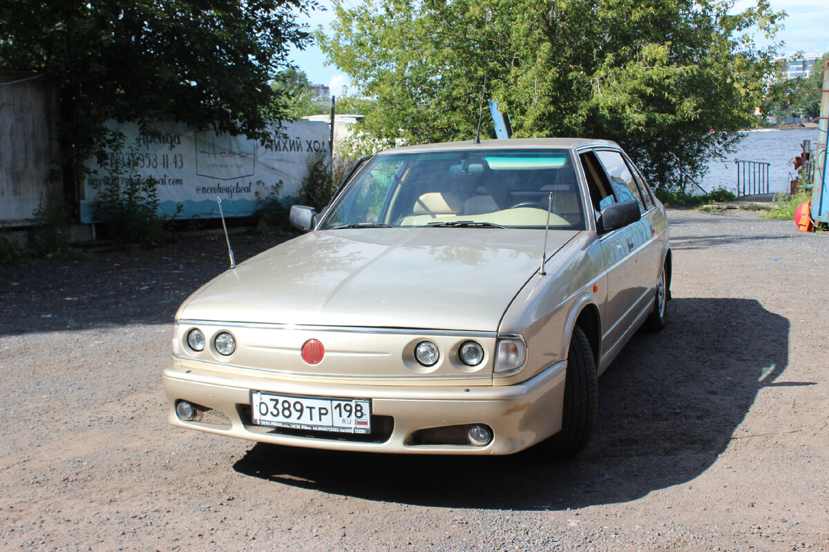 В яхт-клуб меня привезла роскошная красотка, "Татра" Виктора Черномырдина