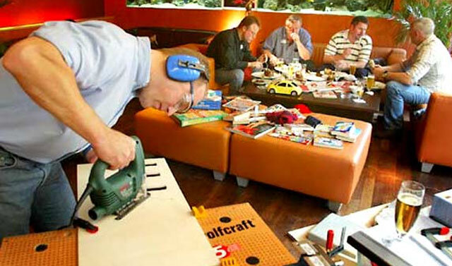 Детский сад для взрослых мужчин