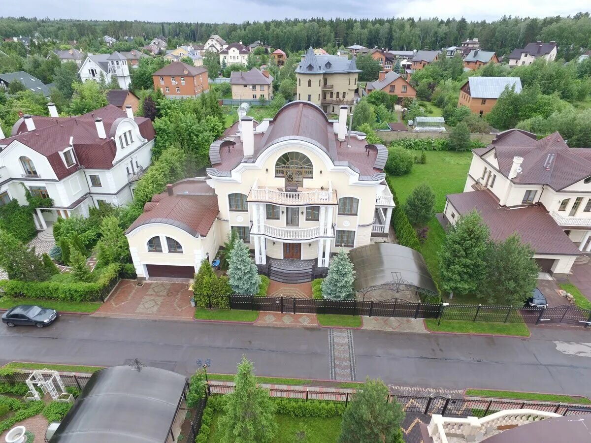 Особняк Анастасии Волочковой.