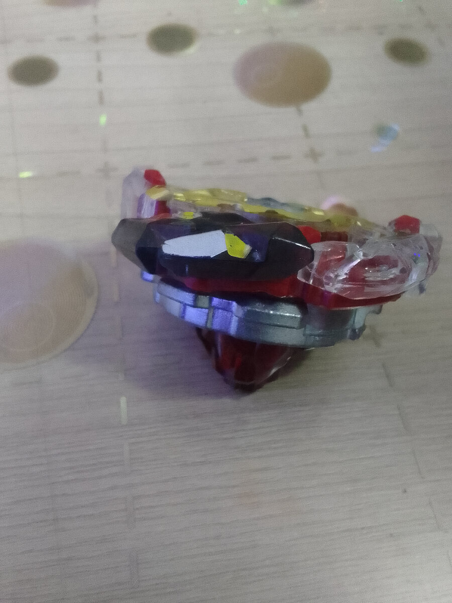 Это Спрайзен из игры Бейблэйд берст 