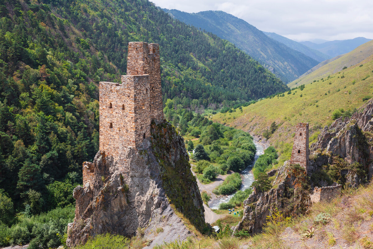 Дует башен Вовнушки фото