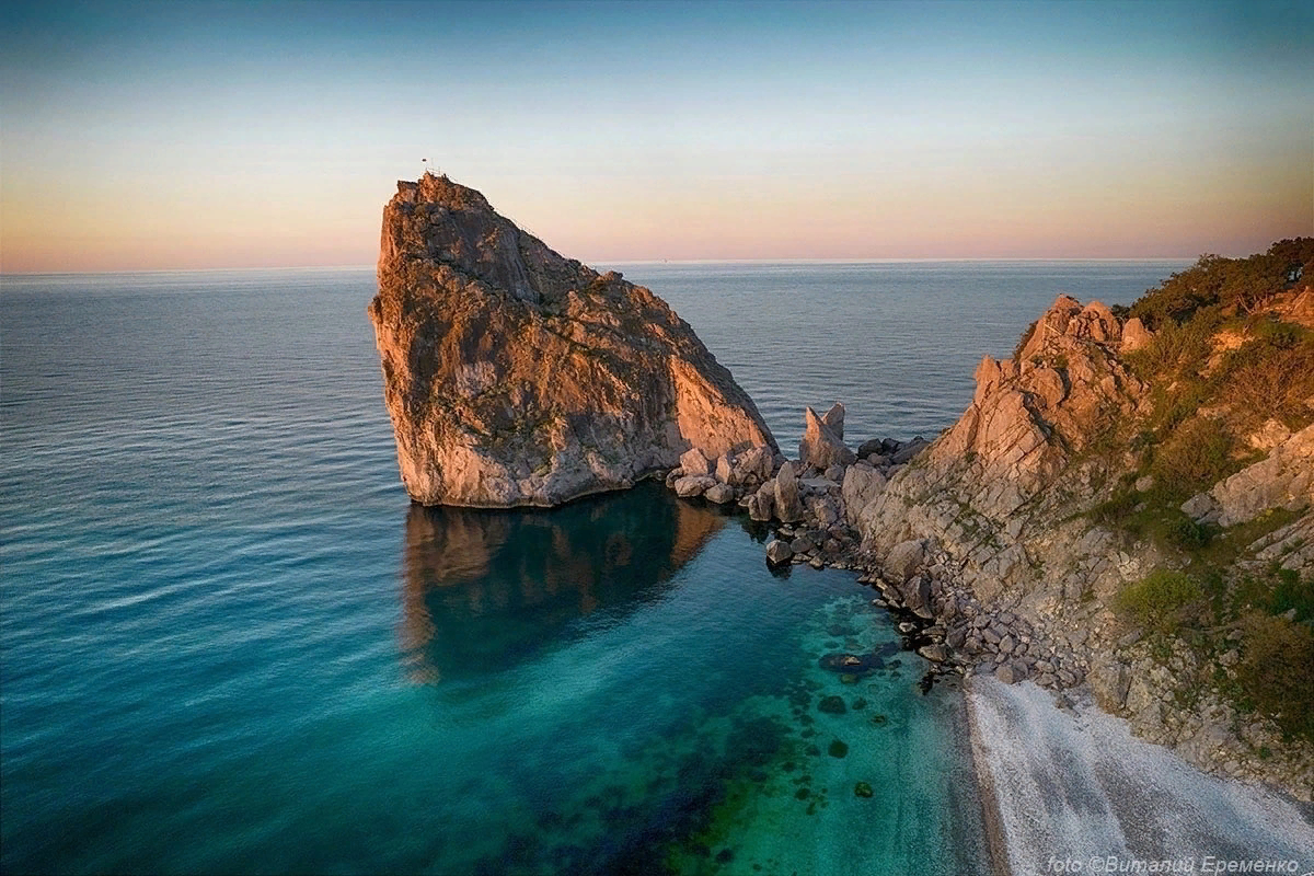 Алупка скала Лебединое крыло