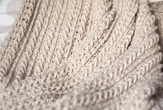    Рельефное   
Источник: «Mama in a stitch»