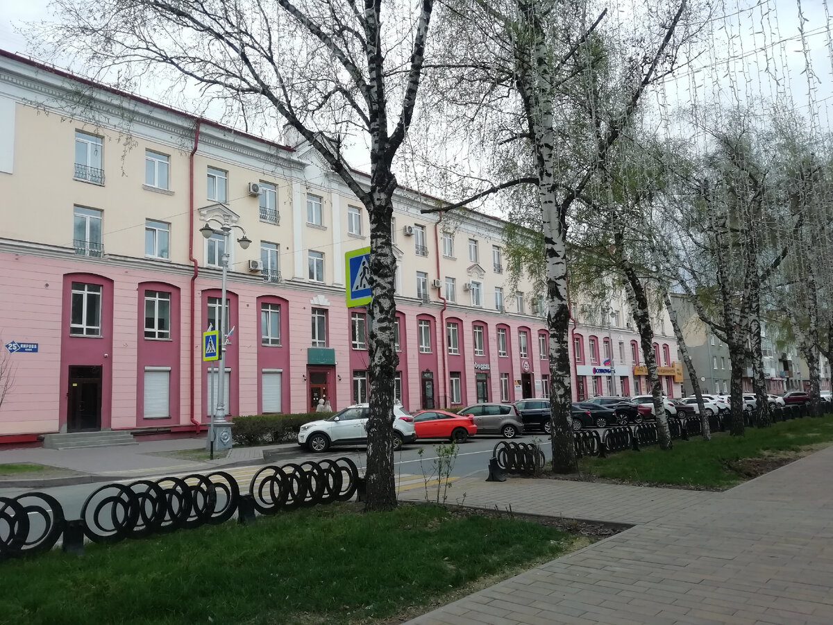 фото автора - аллея в городе Кемерово