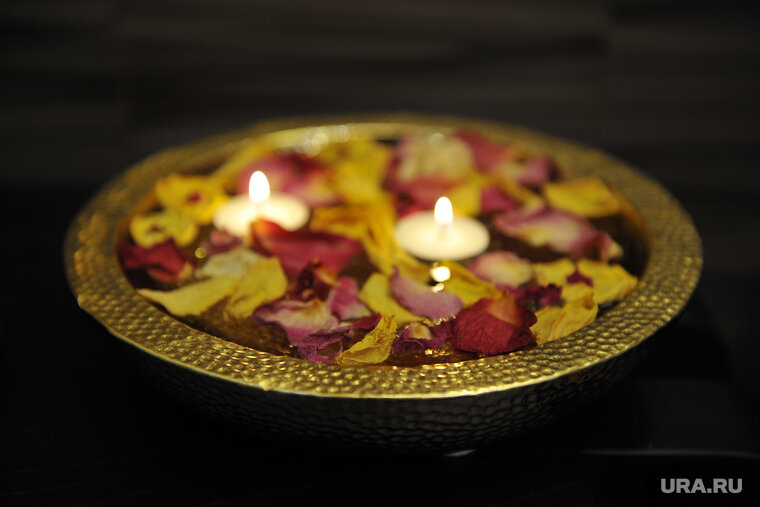    Гадать пермяков зовут 12—14 января