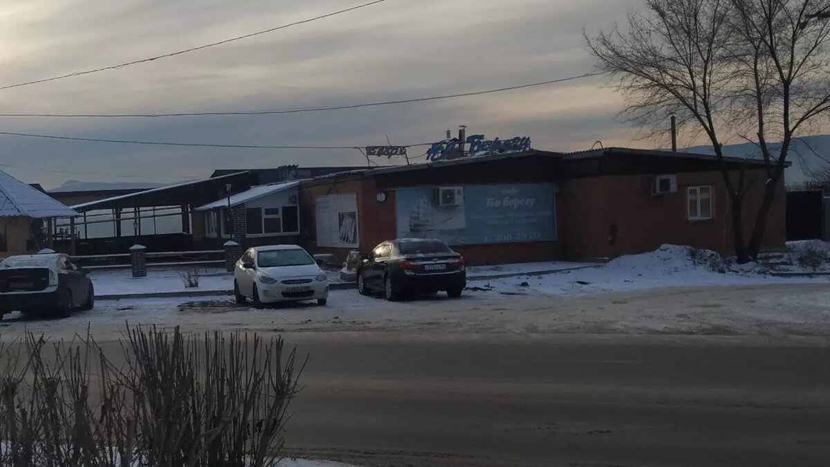     В Красноярске задержали сотрудника кафе, который стрелял в посетителя из травмата.