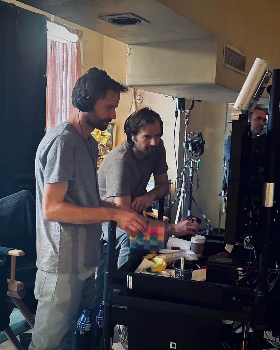     Кадр со съемок 5 сезона сериала «Очень странные дела» / Фото: Instagram*/rossduffer/ *соцсеть признана в России экстремистской и запрещена