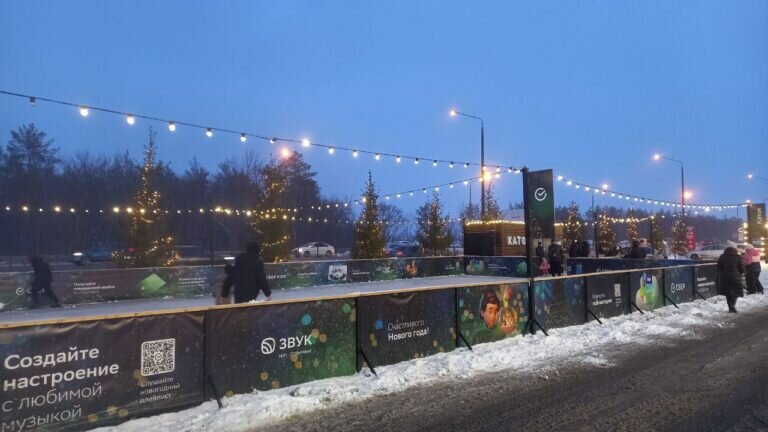    Более 1,5 тысяч оренбуржцев в новогодние каникулы посетили каток, открытый при поддержке Сбера Кристина Просвиркина