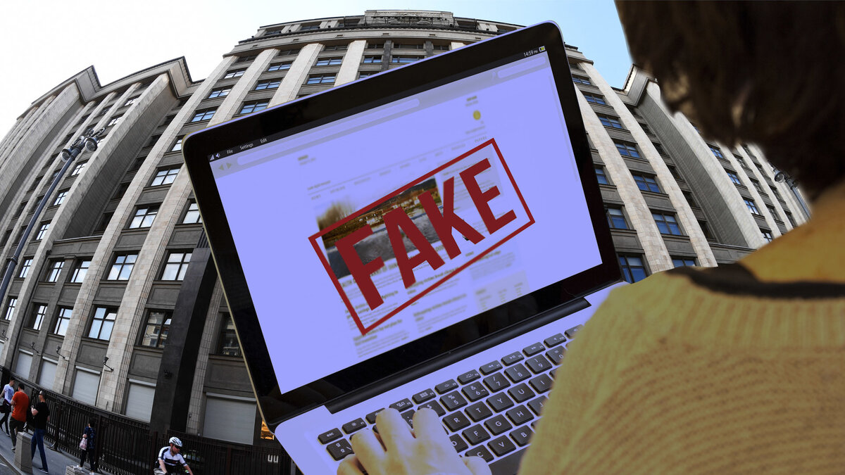 "Ой, сатрите, пишут, звезды напились голые в напряженное время, а наших святых депутатов не пригласили, гнать в шеечку из страны таких звезд!"