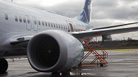 После отрыва части фюзеляжа Boeing 737 Max 9 в полёте ещё на нескольких таких самолётах обнаружили незатянутые болты  📷
