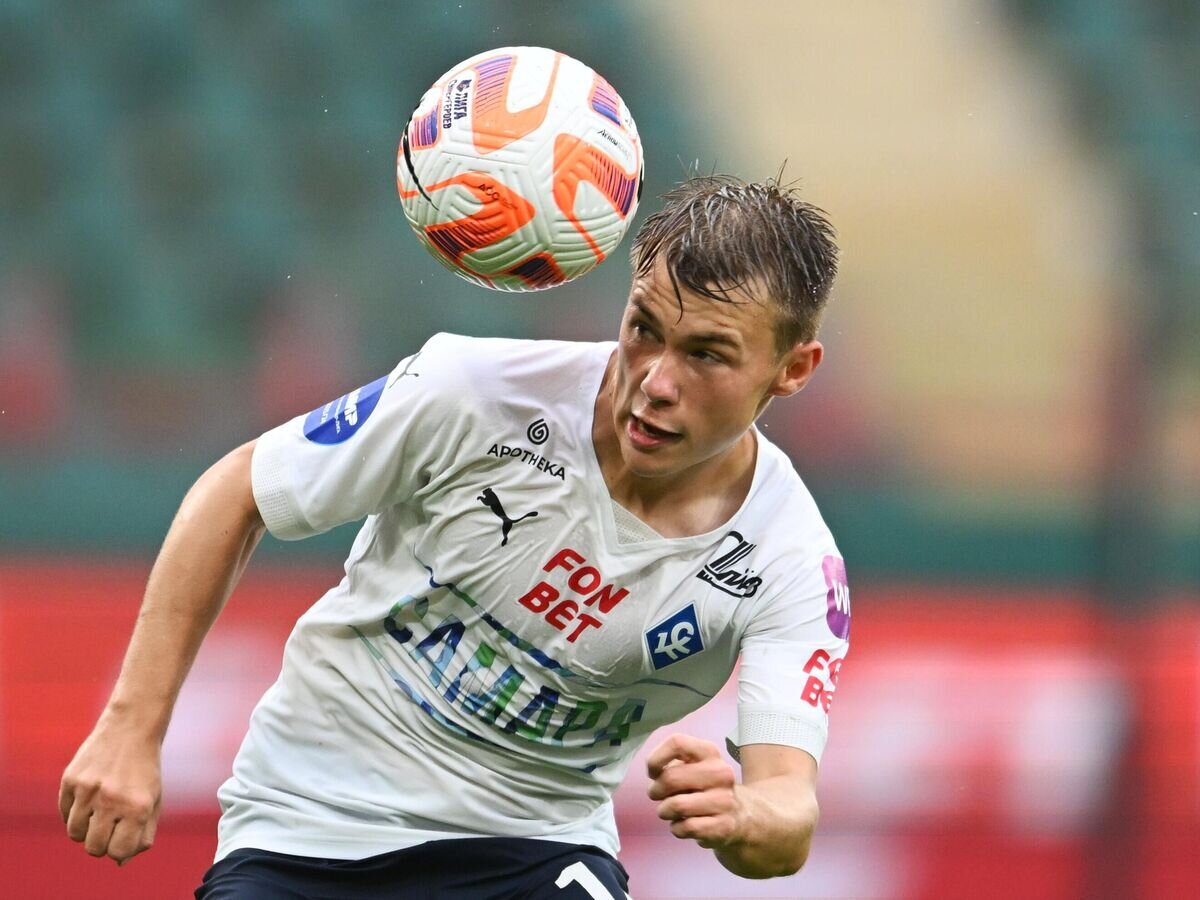    Игрок ФК "Крылья Советов" Никита Салтыков© РИА Новости / Павел Бедняков