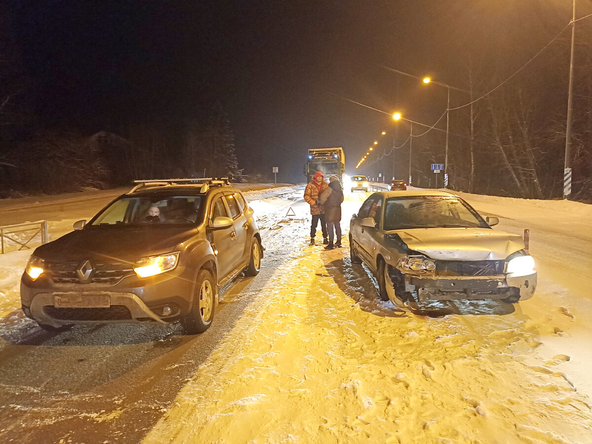 Не все путешествия хорошо заканчиваются. ДТП под Псковом в поездке на  новогодних праздниках | Записки идущего по Земле | Дзен