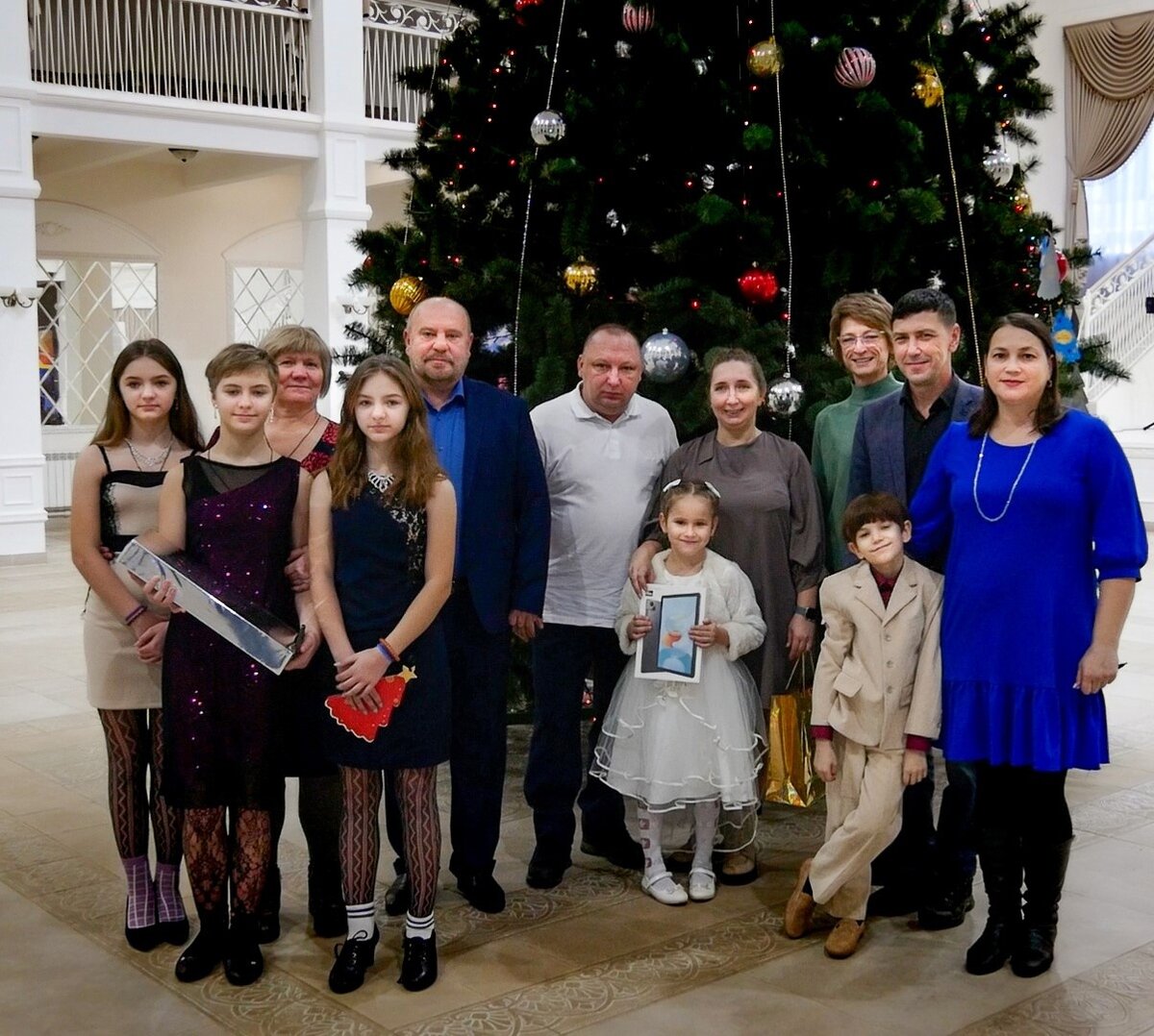 Говорят: под Новый год что ни пожелается - все всегда произойдет, все всегда сбывается!