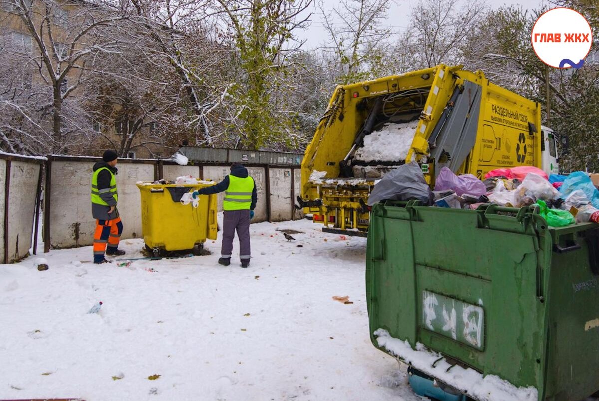 Мешающих вывозу мусора автомобилистов штрафуют в Челябинске 