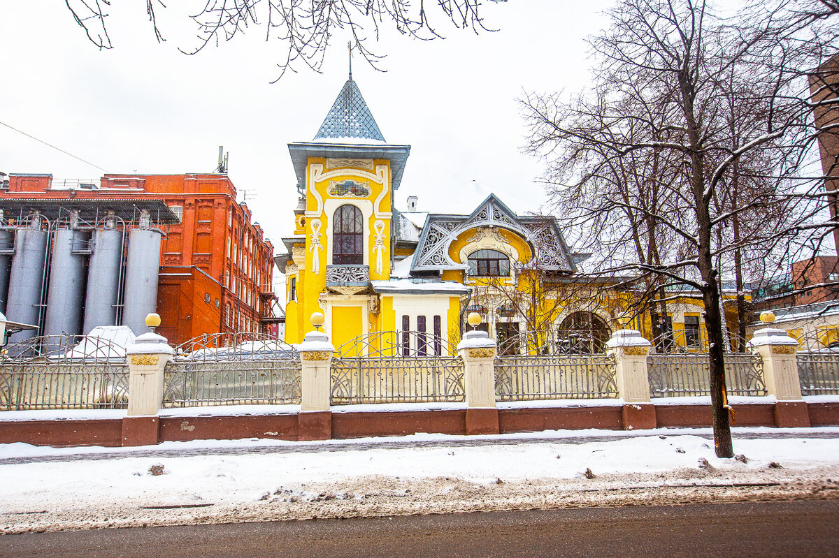 Москва малоизвестная: нарядный особняк 