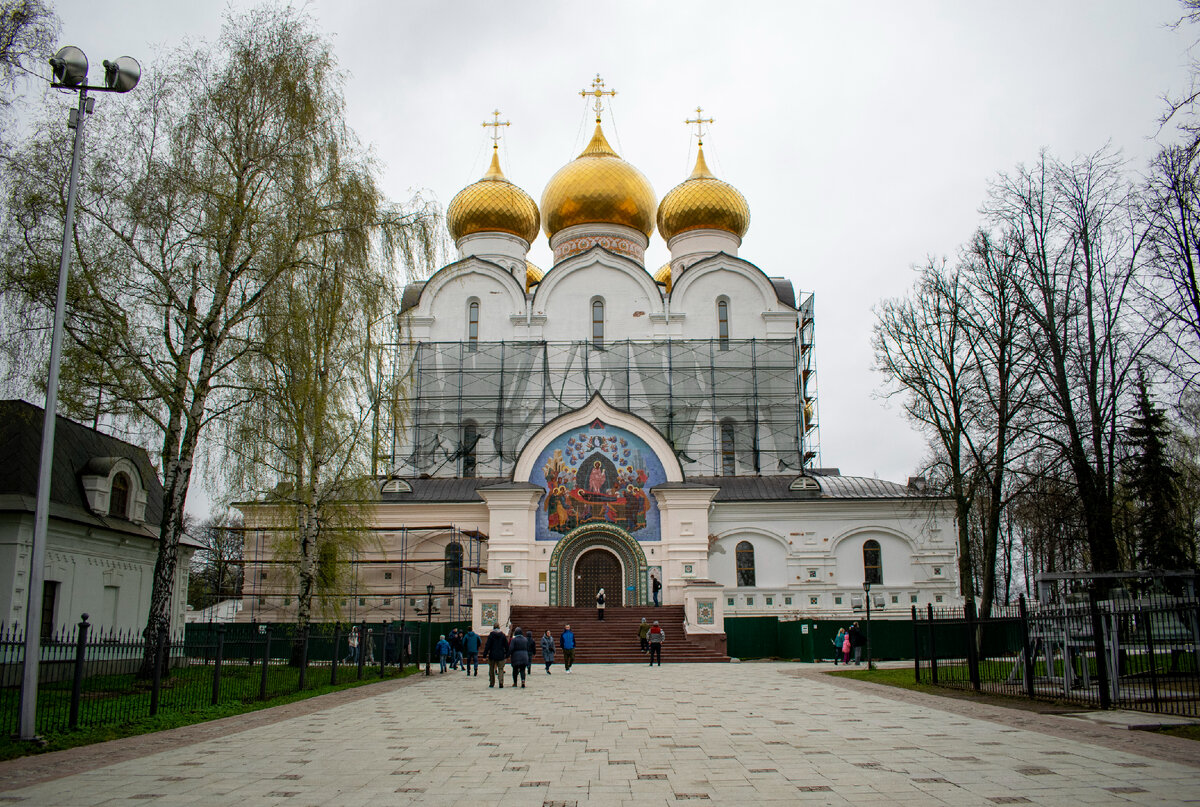 Успенский собор. Ярославль. Фотография автора статьи. 