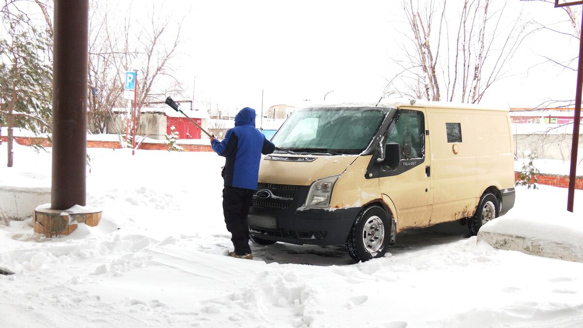 Вартовчане отправят на СВО инкассаторский автомобиль | UGRA-TV.RU | Дзен