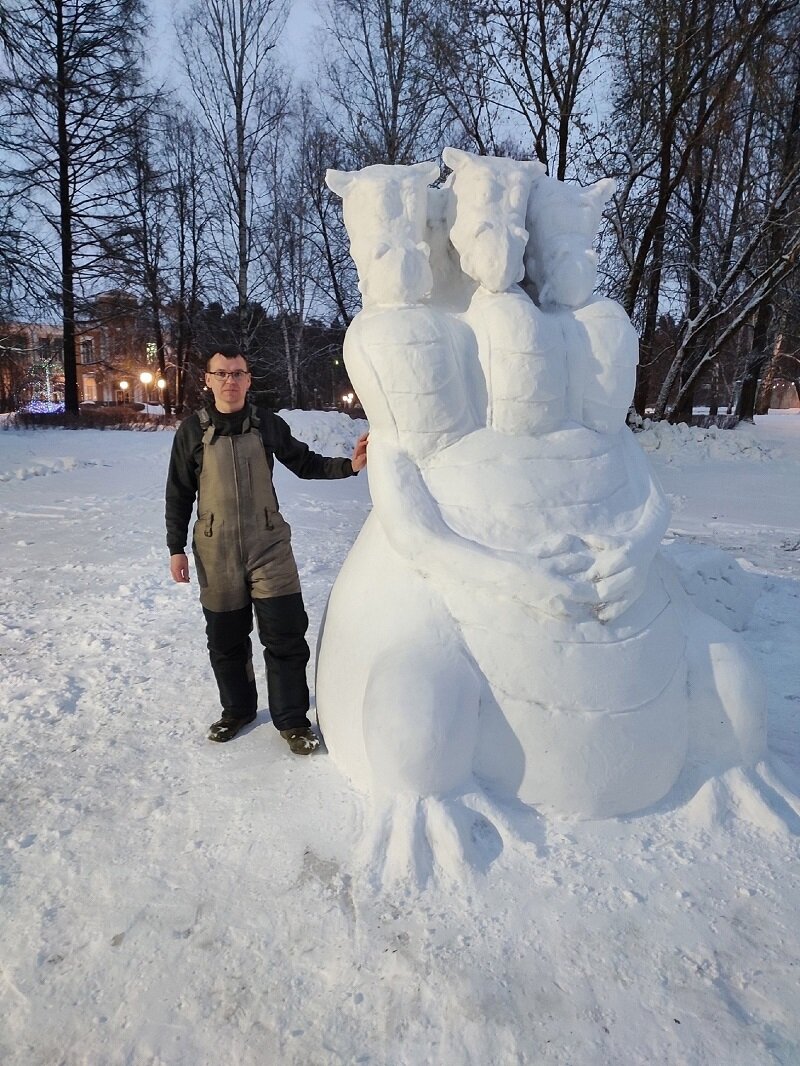 Шапка Змея Горыныча трехголовый три головы