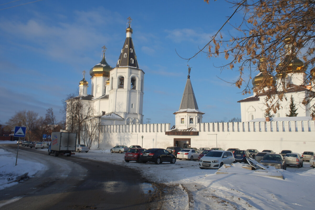 Свято-Троицкий мужской монастырь. Фото автора.