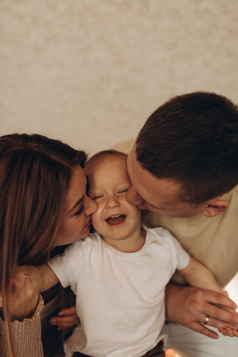 Правило трех минут. Таймер 3 мин. Правило 3 минут общения с ребенком. Часы обучающие для детей. Прогулка в парке с детьми.