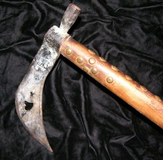 Трубочные томагавки В форме орлиного клюва Имеется очень мало изображений этих томагавков. При том, что их дизайн великолепен.-21