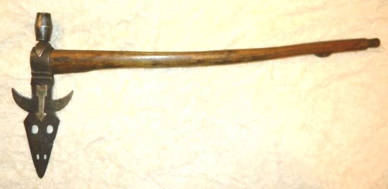 Трубочные томагавки В форме орлиного клюва Имеется очень мало изображений этих томагавков. При том, что их дизайн великолепен.-22