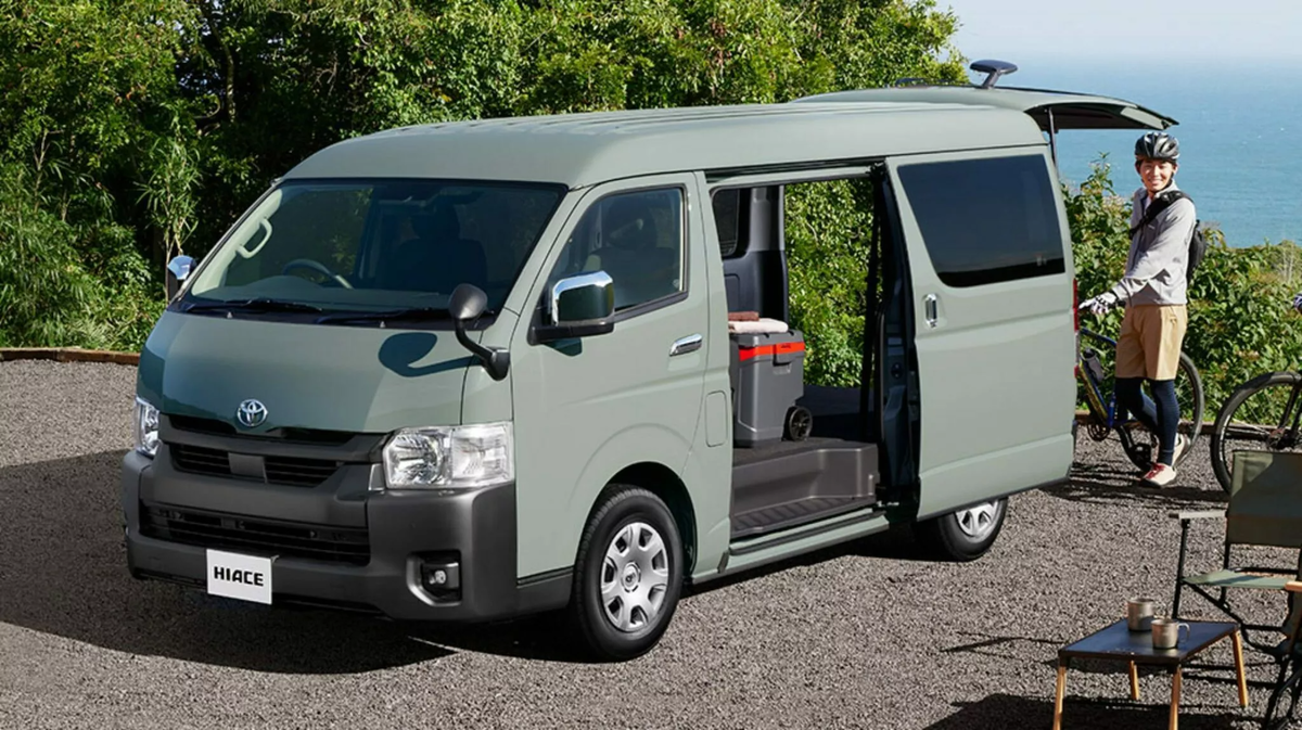 Представлена Toyota HiAce 2024: за цену старшей версии можно купить три  младших — и ещё останется | iXBT.com | Дзен