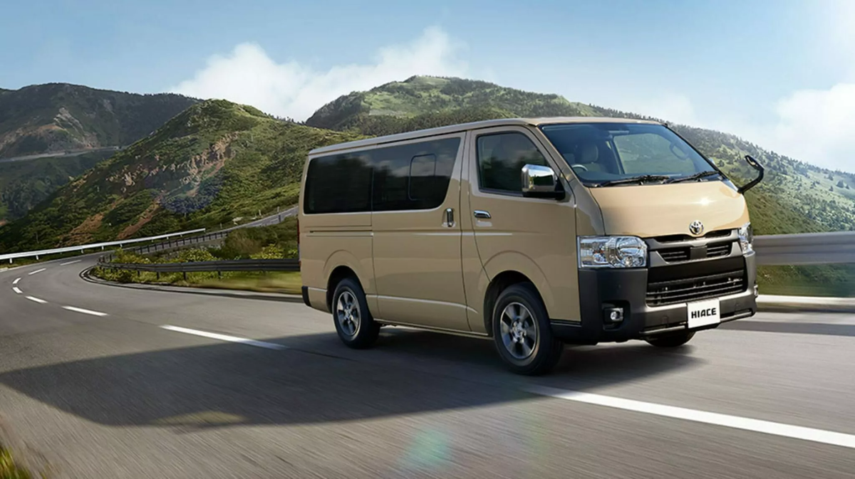 Представлена Toyota HiAce 2024: за цену старшей версии можно купить три  младших — и ещё останется | iXBT.com | Дзен