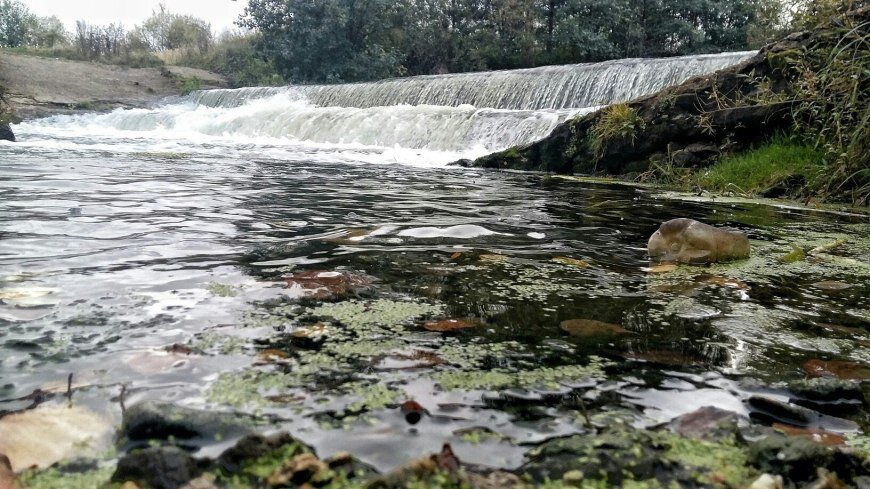 Водопад в зеленом городе нижегородская область. Кудьма водопад. Водопад на Кудьме.