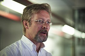 Крис Бэнгл - первый главный дизайнер BMW американского происхождения 