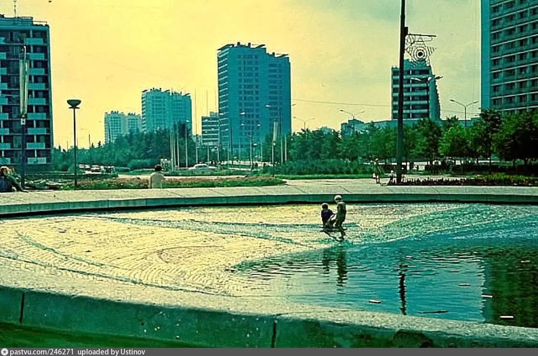 Площадь юности фото Сердце Зеленограда площадь Юности Городская муза Дзен