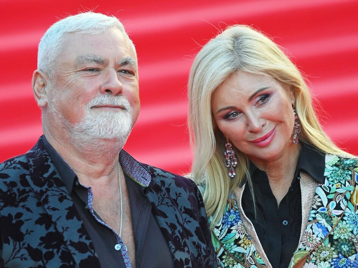    Певица, актриса Вика Цыганова с мужем Вадимом© РИА Новости / Евгений Одиноков