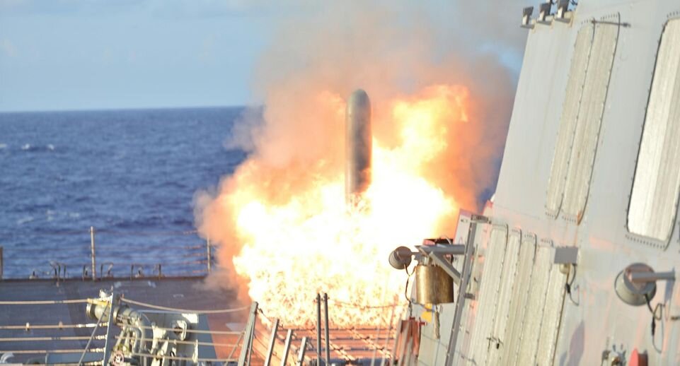 Американские крылатые ракеты «Томагавк» (Tomahawk) способны долететь до целей на большей части России, предостерег главком Военно-морского флота РФ, адмирал Николай Евменов.