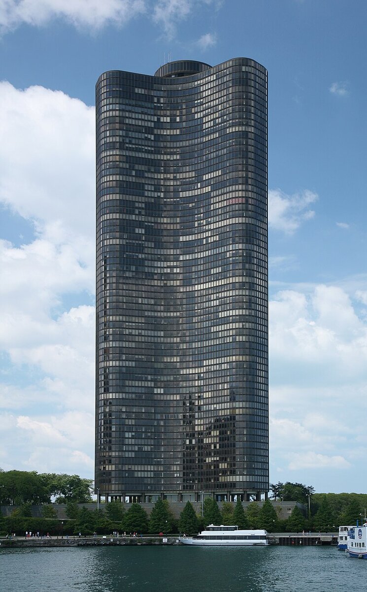 Источник изображения - https://upload.wikimedia.org/wikipedia/commons/thumb/a/ab/Lake_Point_Tower.jpg/800px-Lake_Point_Tower.jpg