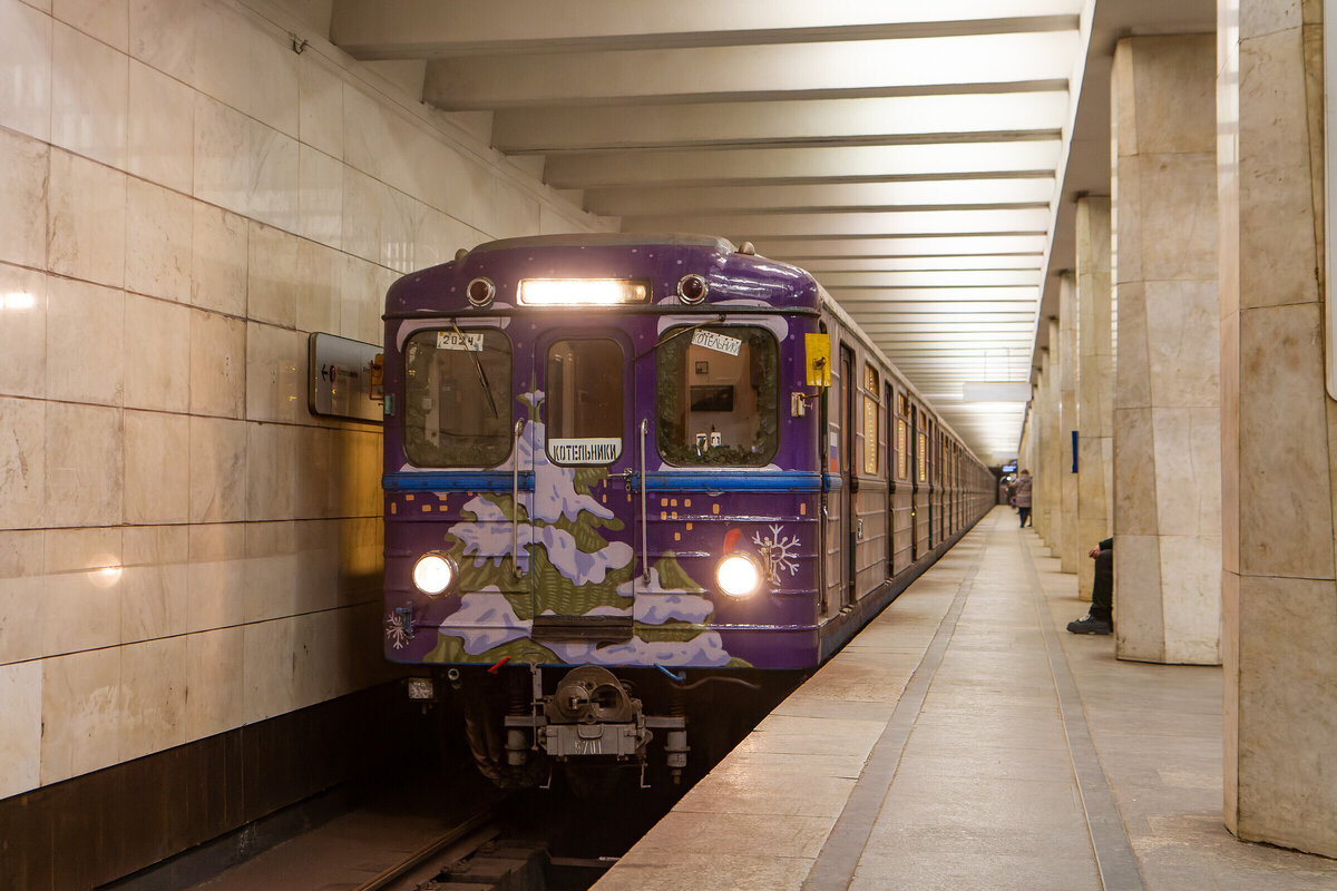 Новогодний Ёж на станции Беговая