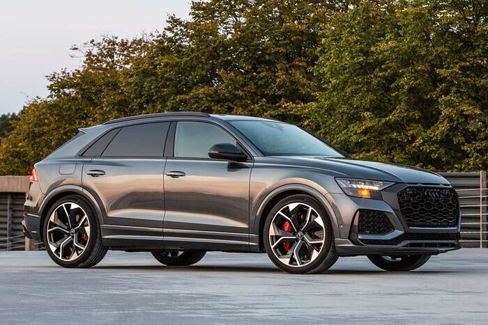 Audi RS Q8 поступил в продажу в 2018 году