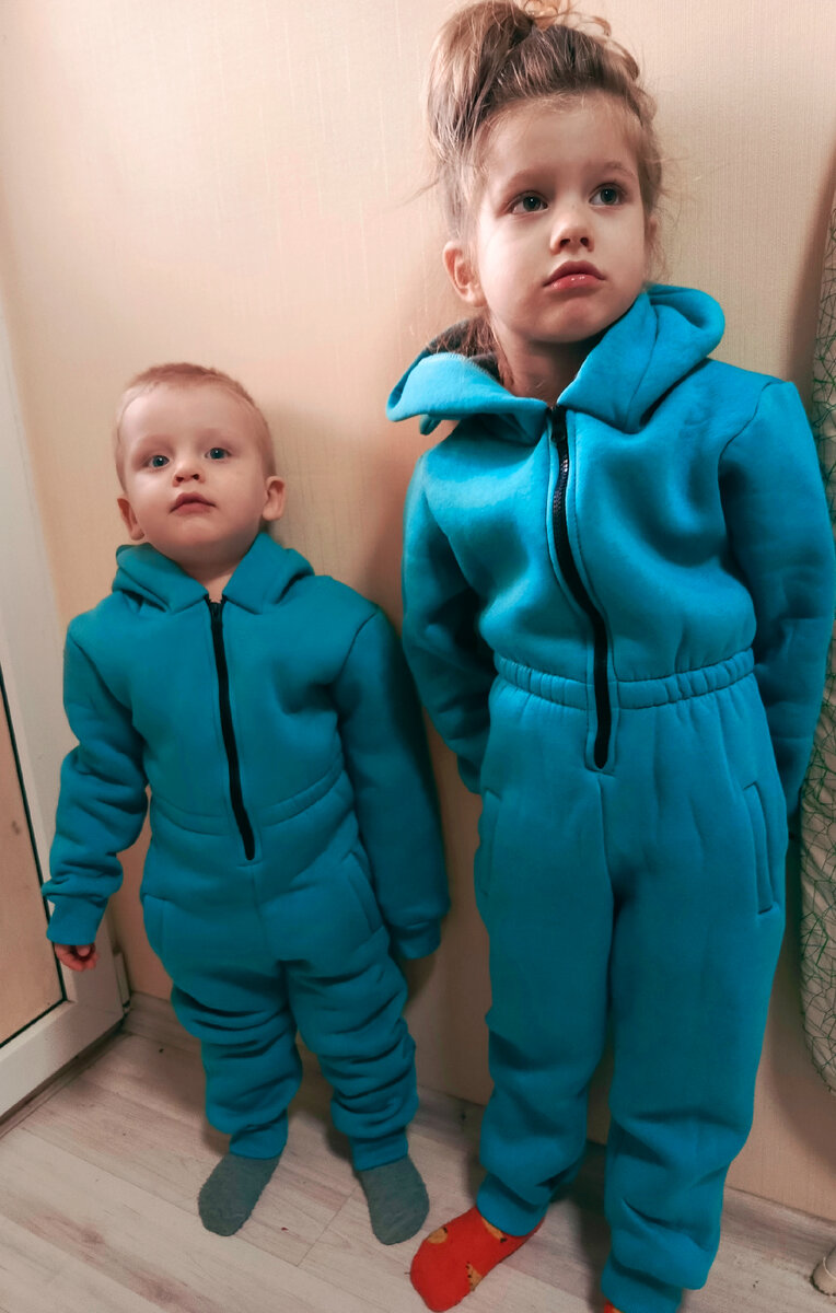 Качество хорошее. Кидала сюда, были по 810 рублей. 