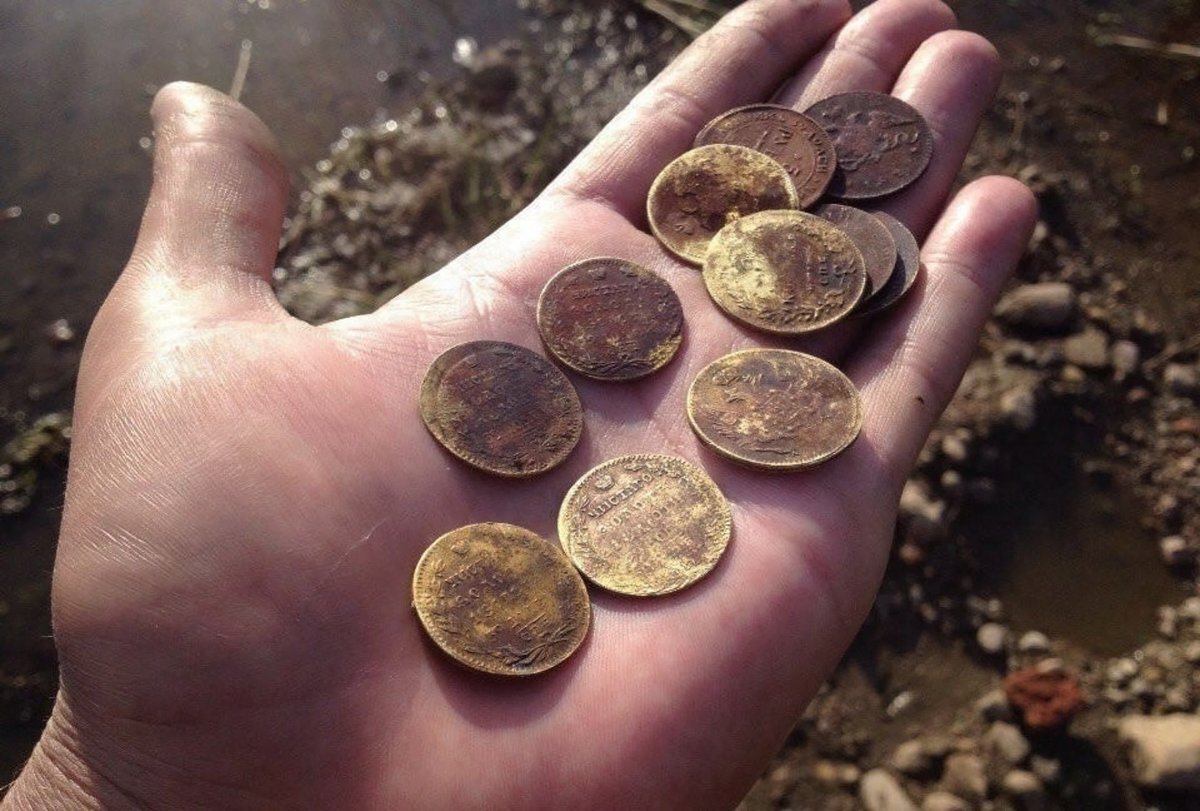 Клад с золотыми червонцами