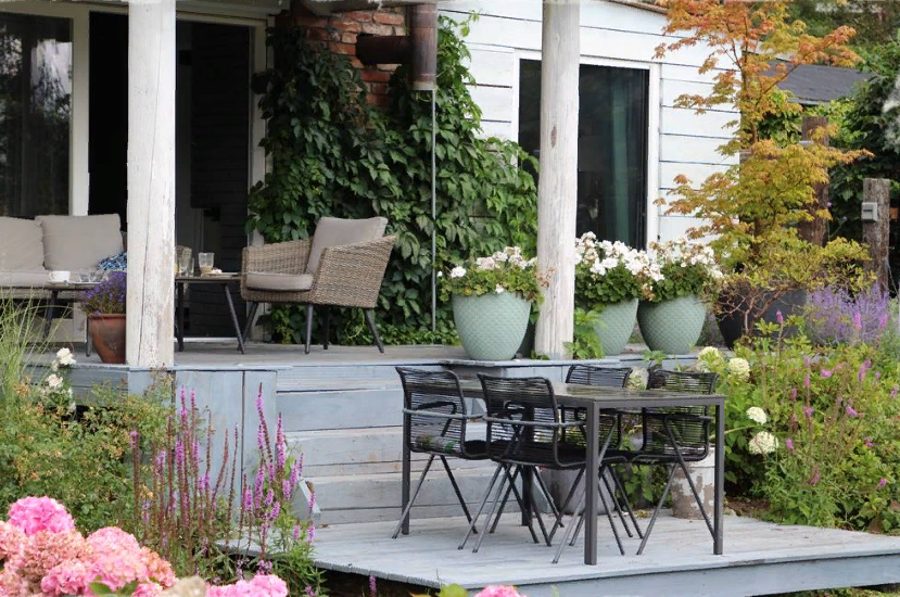 Отделка веранды. Терраса к дому. Открытые длинные веранды. Отделка потолка террасы. Открытые длинные веранды.