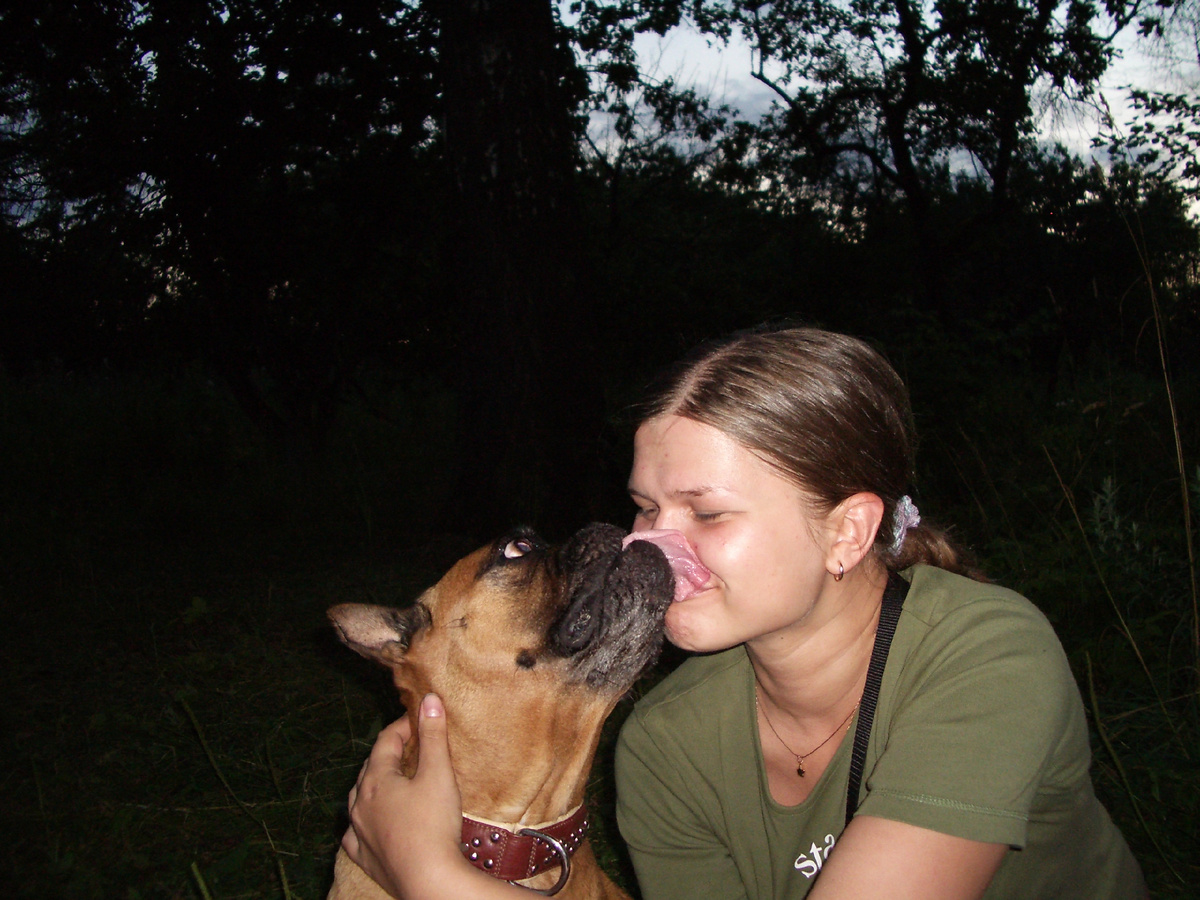 Дана-8.5 лет и Анна. (Фото из личного архива).