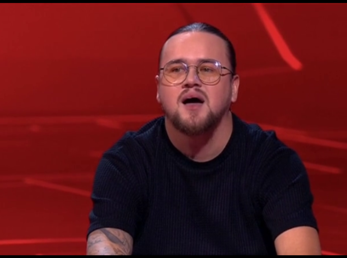 Фото- кадр из шоу "ГОЛОС". 