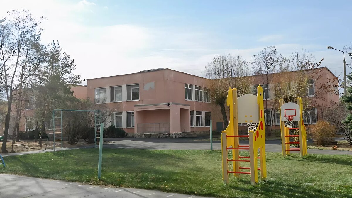     В первую очередь, в тобольском детском саду №1 хотят капитально отремонтировать бассейн. На данный момент учреждение проводит тендер на подготовку проектной документации.