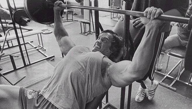 Bench Press Schwarzenegger