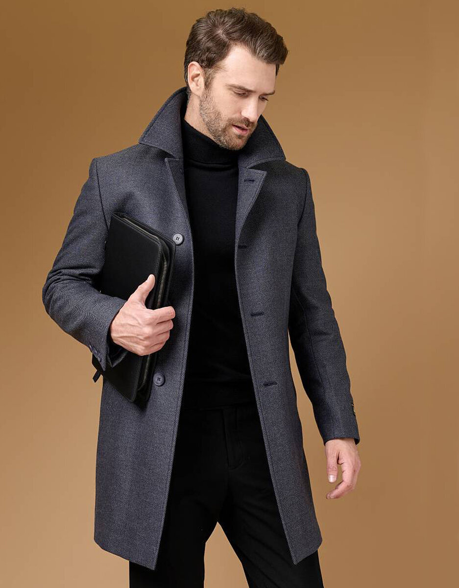 Пальто BAZZIONI коллекция 2024