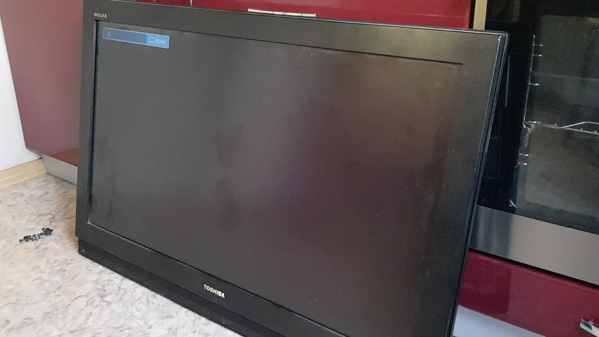 Телевизор lg нет изображения причина