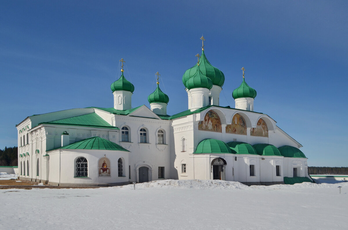 Слобода свирский монастырь