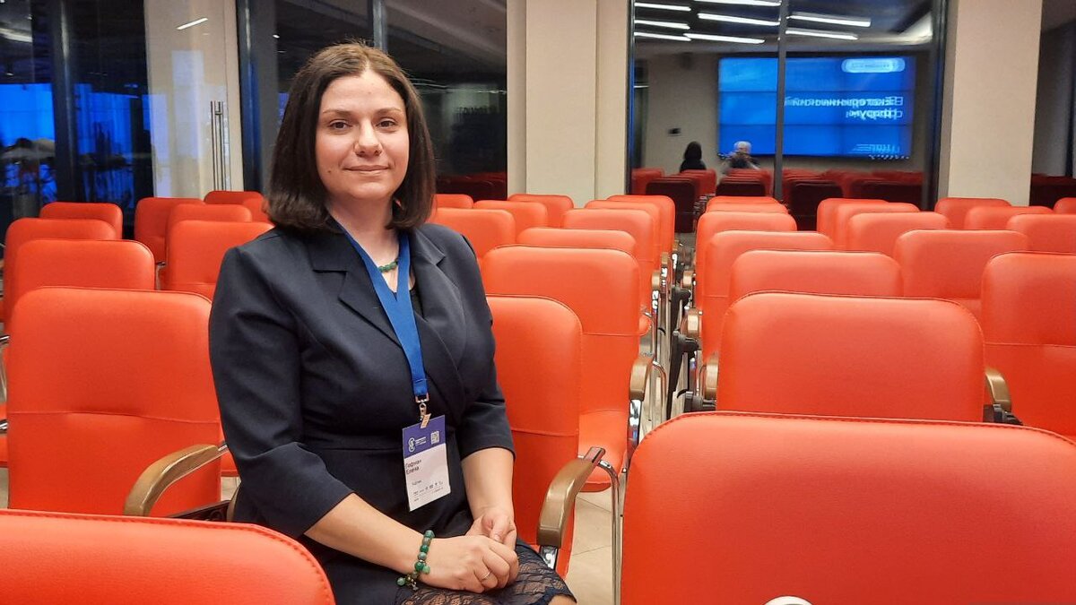 Елена Гофман