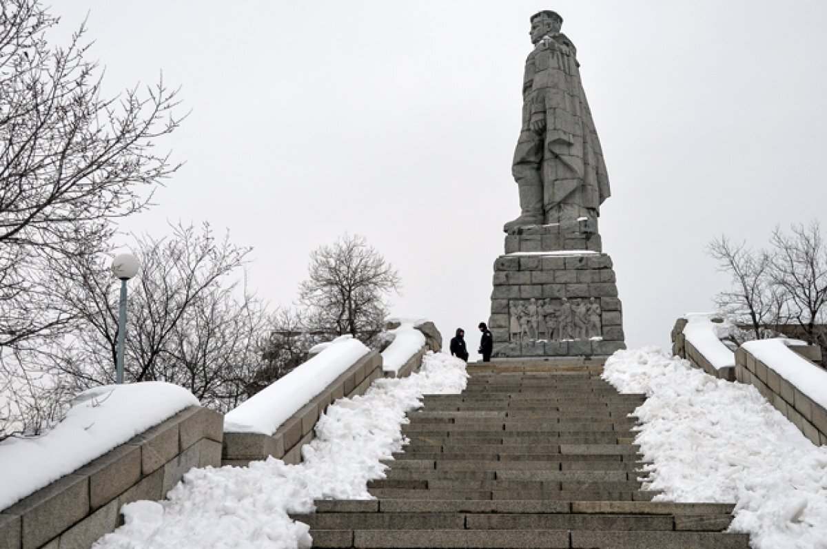    Памятник советскому солдату-освободителю «Алёша» в болгарском городе Пловдив на холме Бунарджик