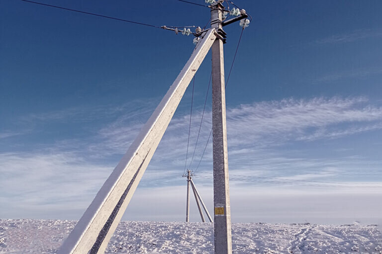    К электрическим сетям «Оренбургэнерго» подключено 2227 новых объектов Кристина Просвиркина