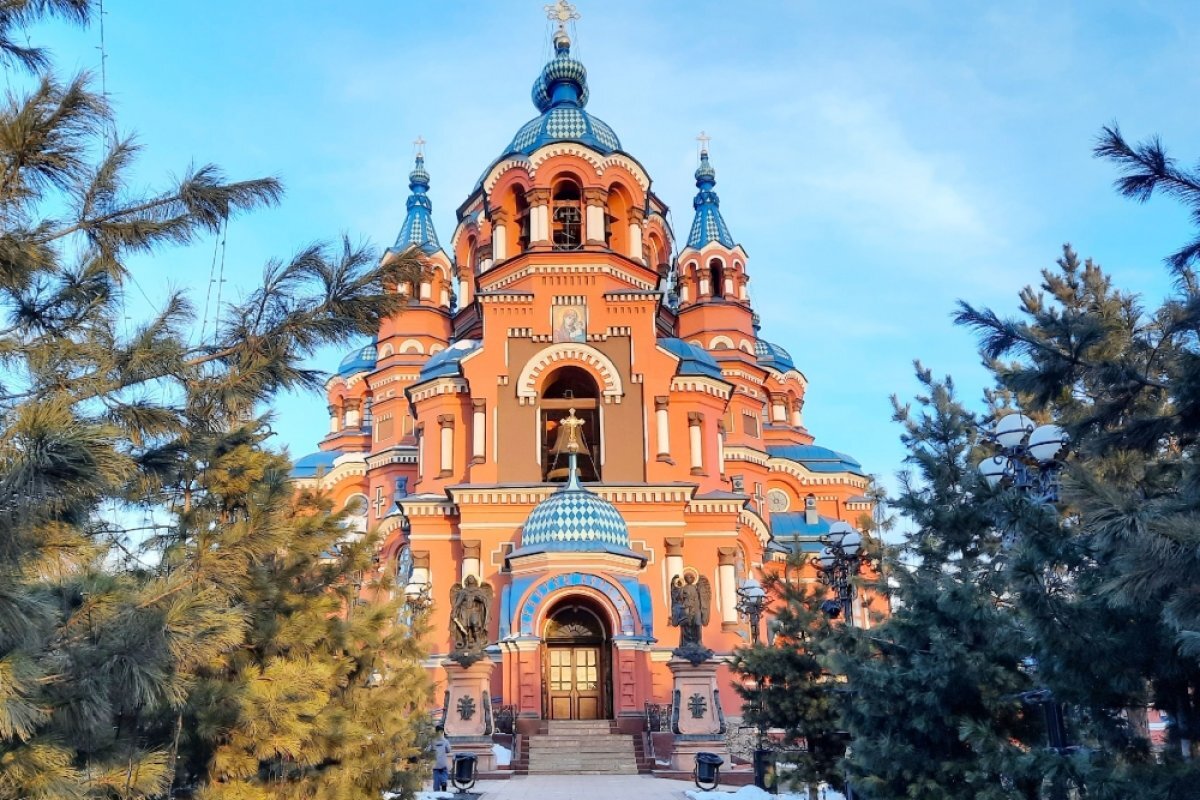 Церковь Казанской Божьей матери Иркутск ночью